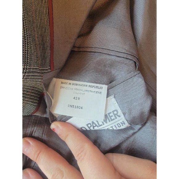 Grey suit - Picture 5 of 6